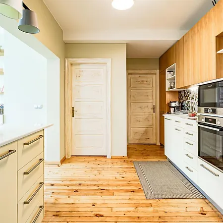 Luxury And Spacious At The Hearth Of The * Sofia