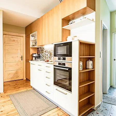 Luxury And Spacious At The Hearth Of The Apartment Sofia